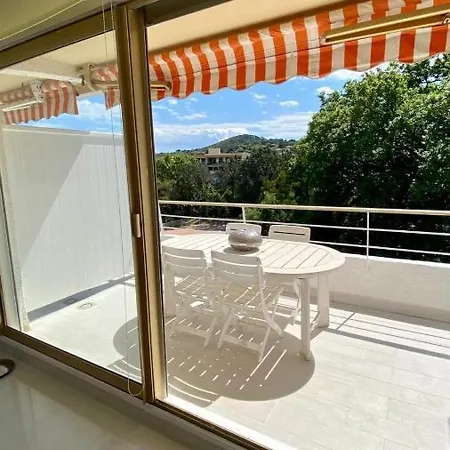 Apartment Charming Studio With Pool In Tropez *